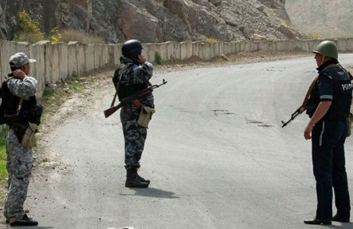    Tacikistanla Qırğızıstan arasında atəşkəs yenidən pozulub  
   