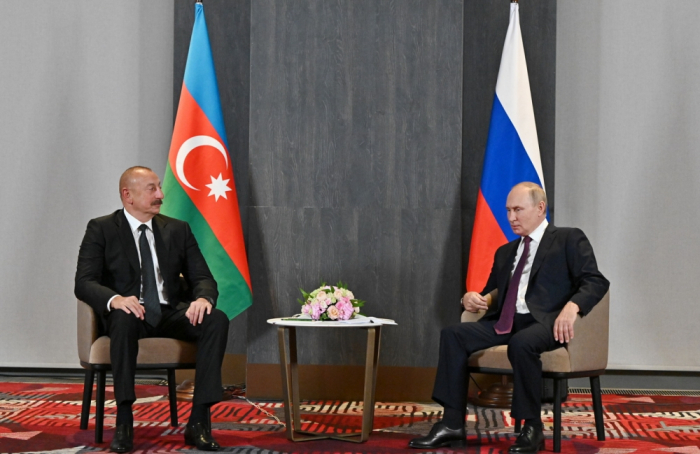 Azerbaijani President Ilham Aliyev meets his Russian counterpart in Samarkand