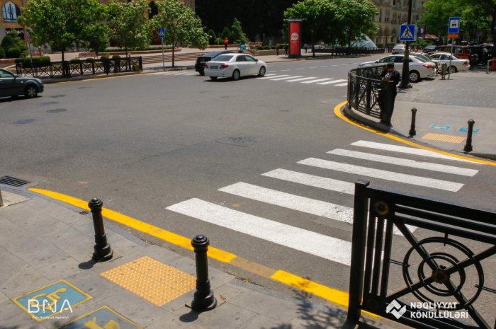  DİQQƏT:  Bu küçələrdə 30 km/saat-dan artıq sürətli sürmək qadağandır
 