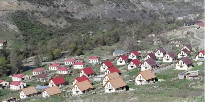Dörfer Zabukh und Sus werden wieder aufgebaut