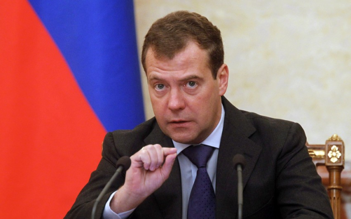     Dmitri Medwedew:   „Russland kann Atomwaffen auch zur eigenen Verteidigung einsetzen“  