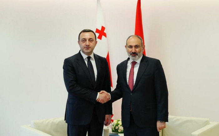 Gürcüstanın Baş naziri Nikol Paşinyanla görüşüb  

