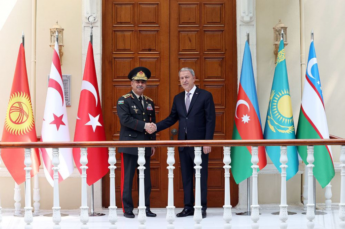   Telephone conversation held between Azerbaijan and Turkish defense ministers  