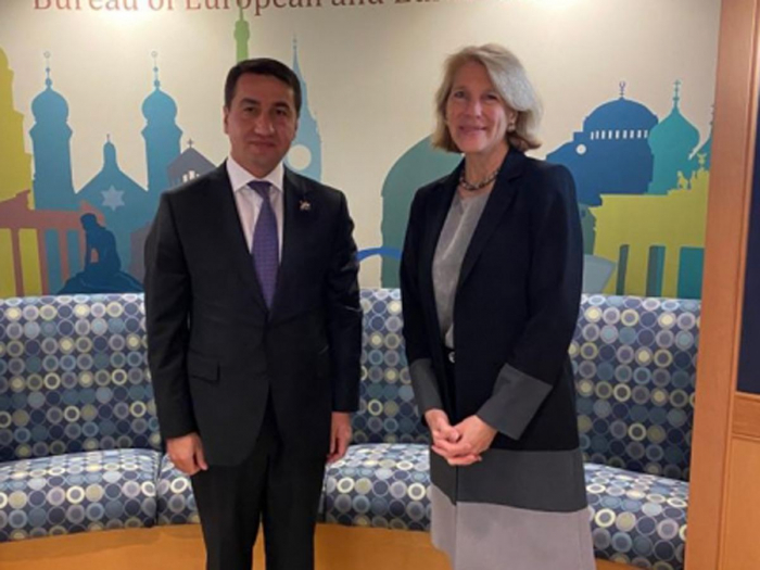   Assistent des aserbaidschanischen Präsidenten trifft stellvertretende US-Außenministerin  
