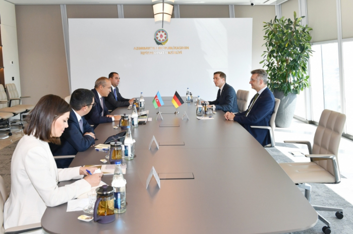  Aserbaidschan und Deutschland diskutieren Entwicklungsrichtungen der Wirtschaftspartnerschaft  