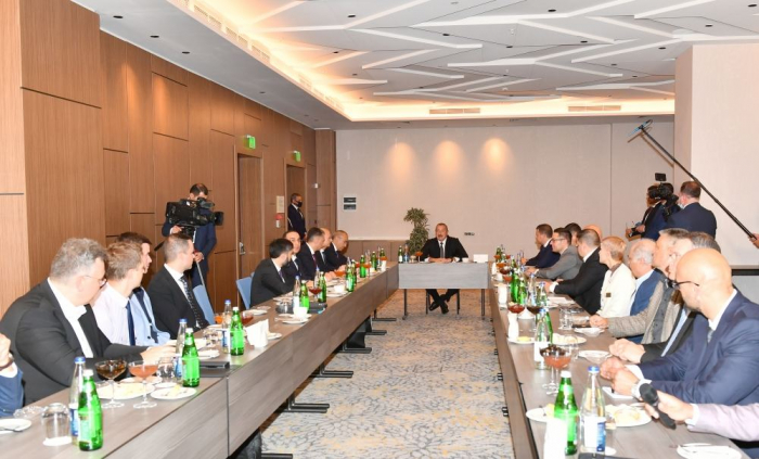   President Ilham Aliyev meets with representatives of Bulgarian business communities in Sofia  