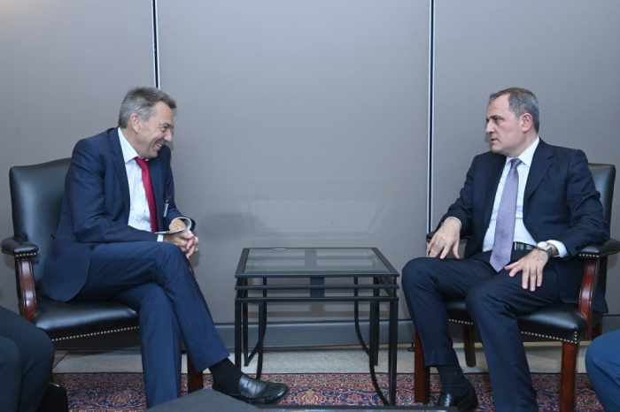 Le chef de la diplomatie azerbaïdjanais rencontre le président du CICR