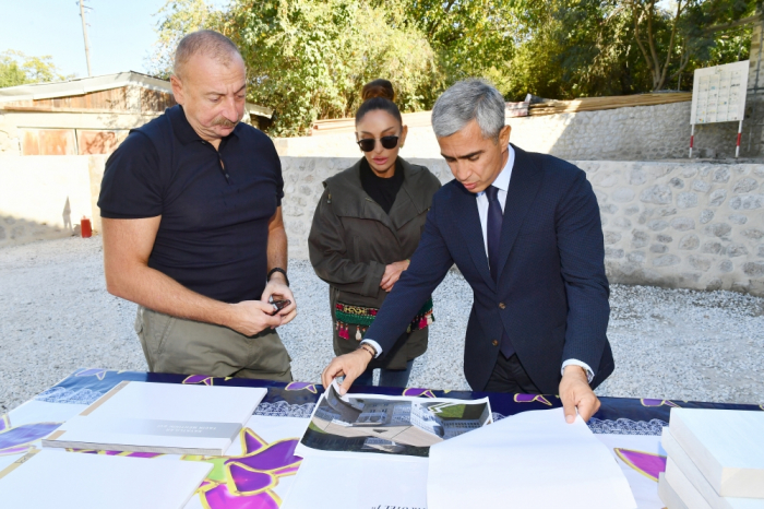  President Ilham Aliyev and First Lady Mehriban Aliyeva view work done at the restored hotel in Shusha 