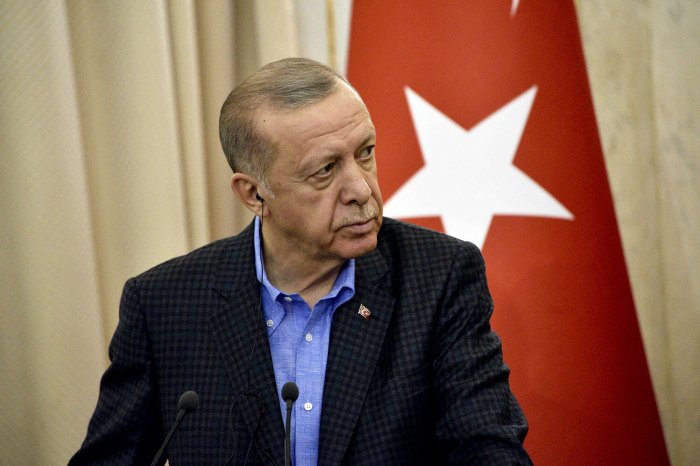    Ərdoğan Putinlə danışıqlardan sonra qaz endirimi gözləyir  
   