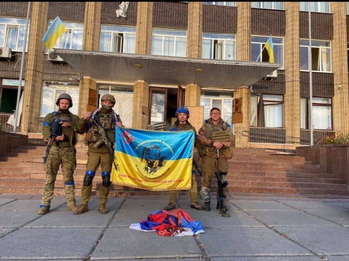    Popovadan qələbə paylaşımı:    "Kupyansk Ukraynadır!"      