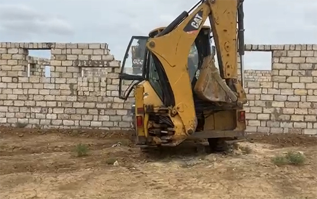 Qanunsuz tikilən obyekt söküldü -    Video     
