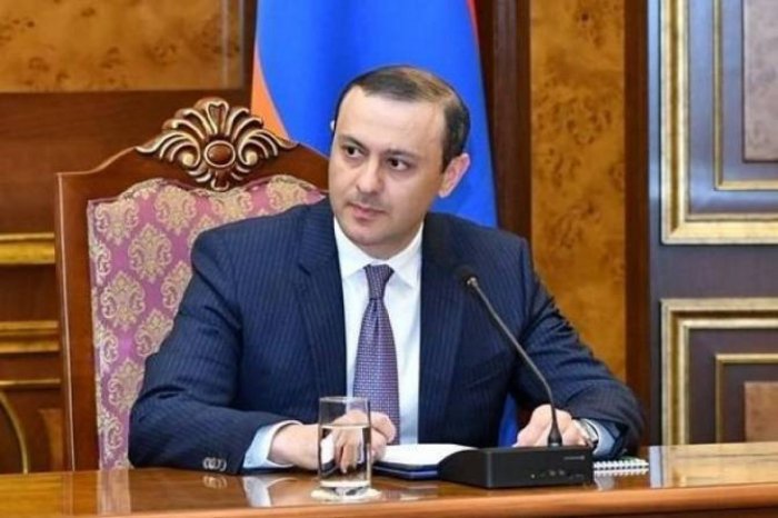    Qriqoryan Azərbaycandan üzr istədi   