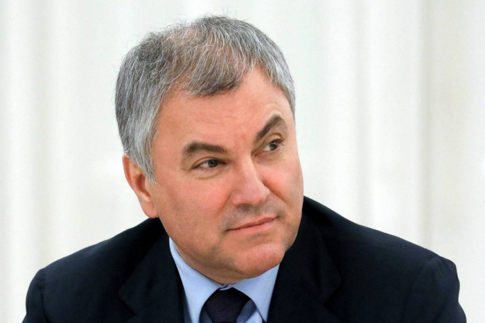  Vyaçeslav Volodin Fəxri xiyabanı və Şəhidlər xiyabanını ziyarət edib -  VİDEO  
   