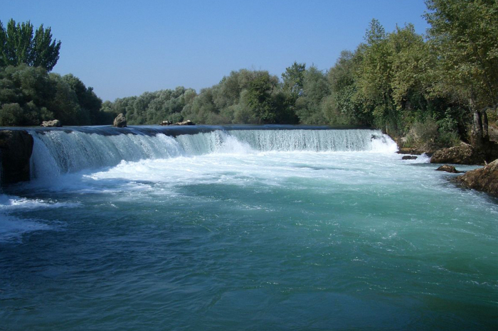 Bəzi dağ çaylarından qısamüddətli daşqın və sel keçəcək Bəzi dağ çaylarından qısamüddətli daşqın və sel keçəcək