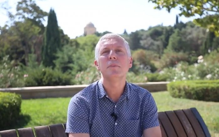       Britaniyalı səfir:    “Bir ildir Azərbaycan dilini öyrənirəm”   