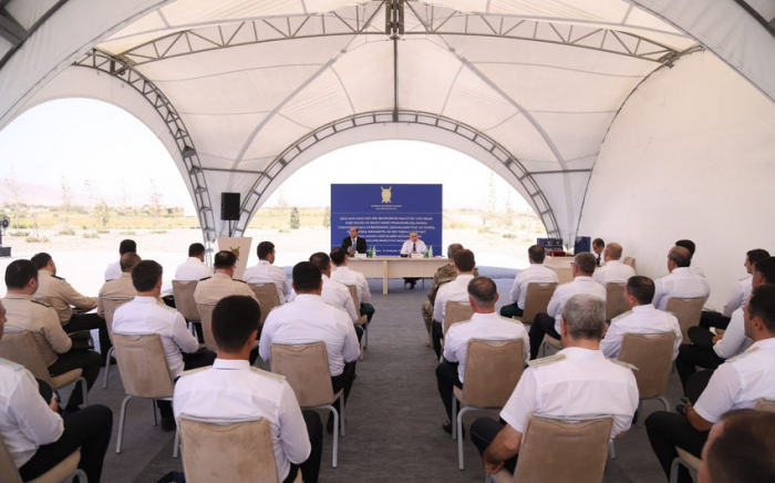 Baş prokuror Ağdamda əməliyyat müşavirəsi keçirir
Baş prokuror Ağdamda əməliyyat müşavirəsi keçirir