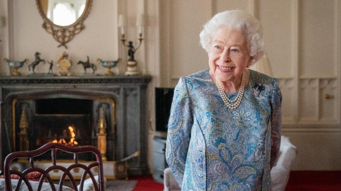    Britaniya kraliçası vəfat etdi  
   