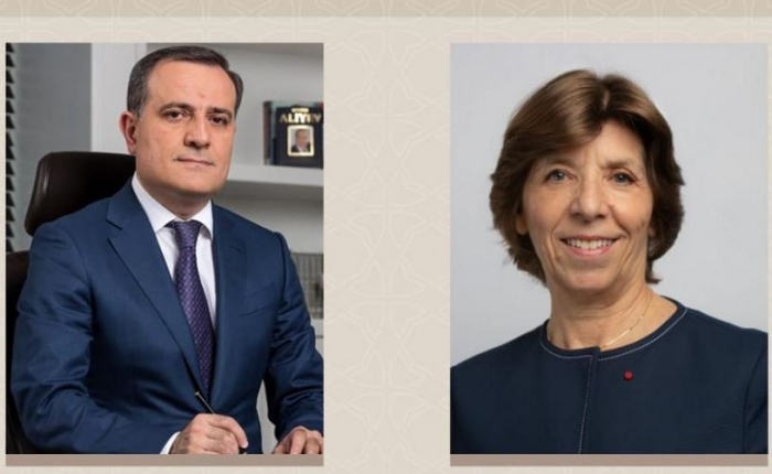    Ceyhun Bayramov fransalı həmkarı ilə İrəvanın təxribatı barədə danışıb  
   