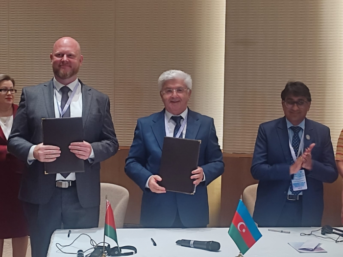 La Cámara de Auditores de Azerbaiyán y el Instituto Indio de Contadores Públicos firman un Memorando de Entendimiento