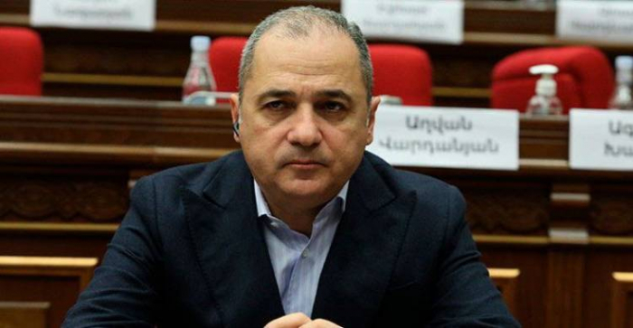    "Biz həqiqətən 200 hərbçi itirmişik" -    Erməni deputat      