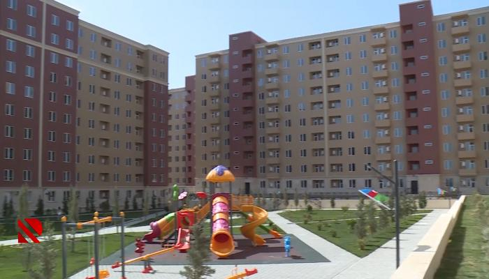    Eyni kompleksdə 2 dəhşətli ölüm   