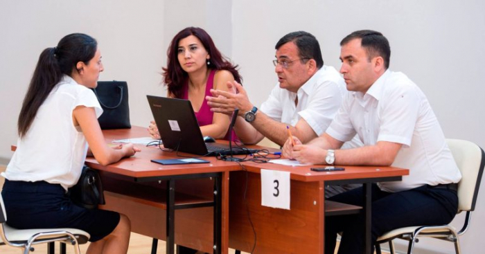 Müəllimlərin müsahibə nəticələri açıqlandı
Müəllimlərin müsahibə nəticələri açıqlandı