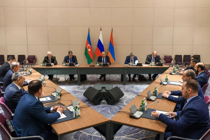  Meeting of Azerbaijani, Russian, Armenian FMs kicks off in Astana 