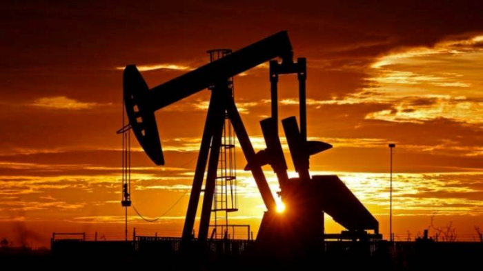 Oil prices fall on world markets