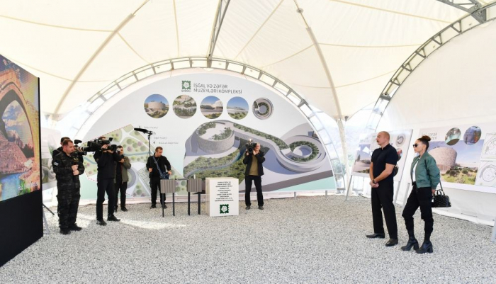  President Ilham Aliyev and First Lady Mehriban Aliyeva view master plan of Gubadli city  