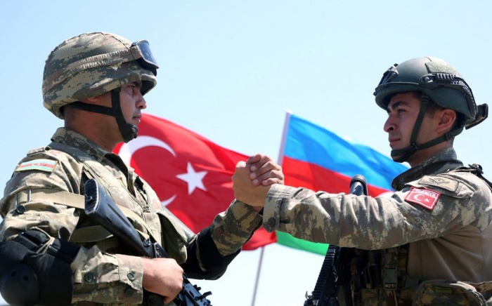   Se extiende el mandato para el despliegue de los militares turcos en Azerbaiyán  