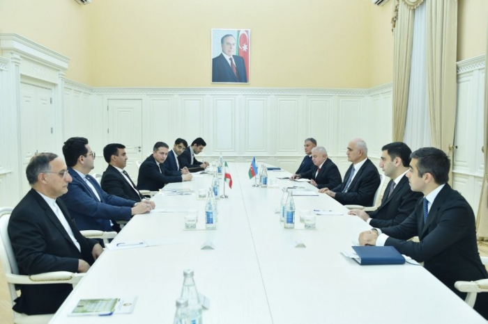 Azerbaijani Deputy PM meets with Iranian Vice-President 