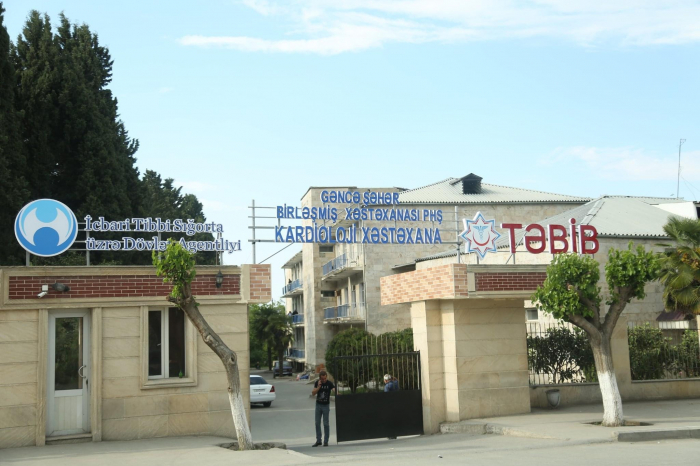 Gəncədə xəstəxananın tavanı çökdü, işçilər təxliyə olundu Gəncədə xəstəxananın tavanı çökdü, işçilər təxliyə olundu
