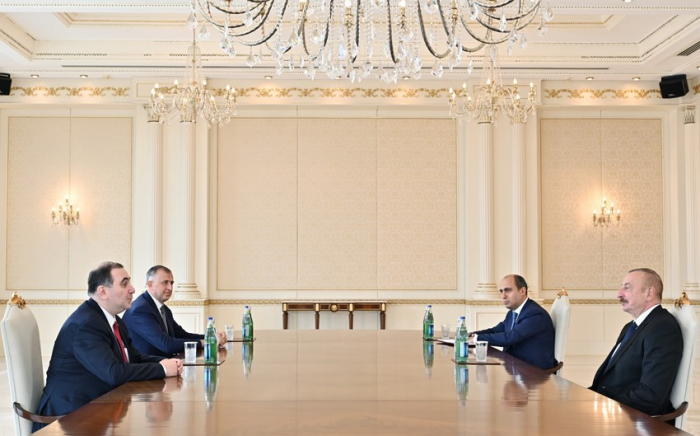   Präsident Ilham Aliyev empfing den georgischen Minister für Bildung und Wissenschaft  