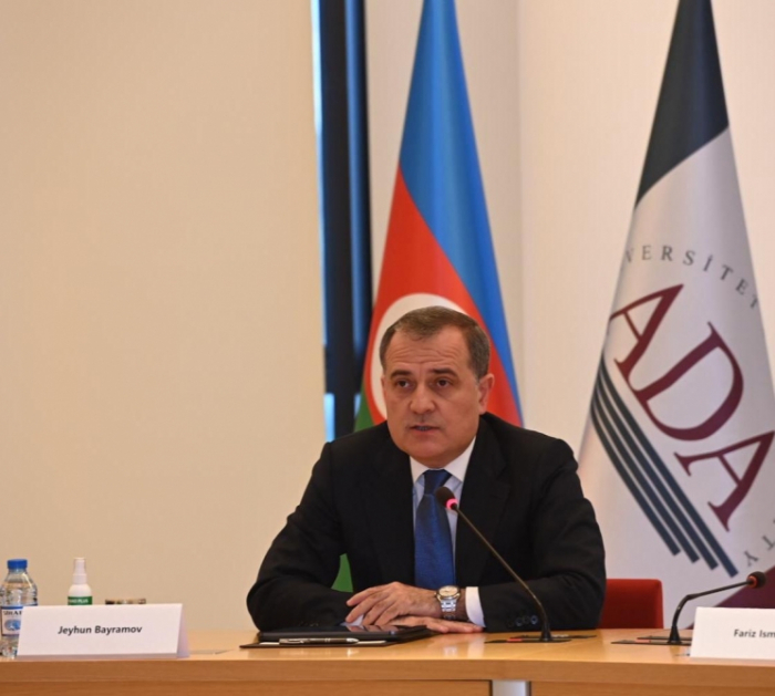  Canciller azerbaiyano informa a los representantes de la UE sobre las provocaciones armenias que perjudican el proceso de paz 