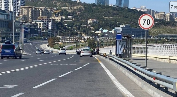 Azerbaijani President allocates AZN 1.2M for reconstruction of highways in Baku