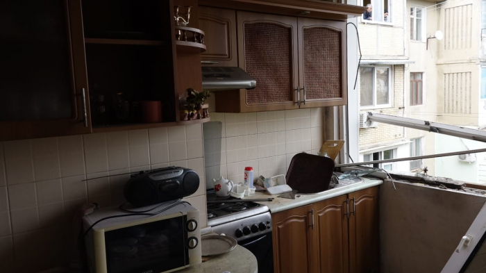  Partlayış baş verən binadan  FOTOLAR   