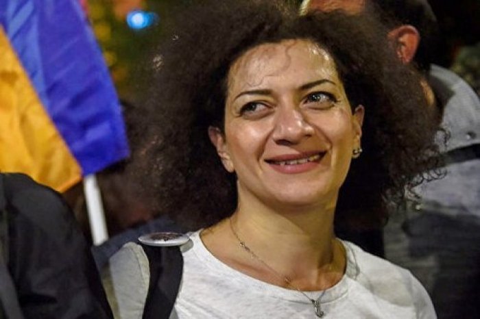    Anna Akopyanı Fransada təhqir etdilər    