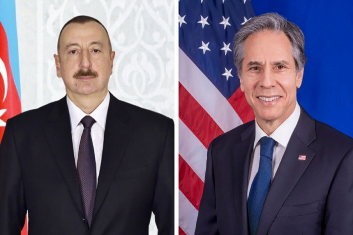  Presidente de Azerbaiyán habla por teléfono con el secretario de Estado de EEUU 