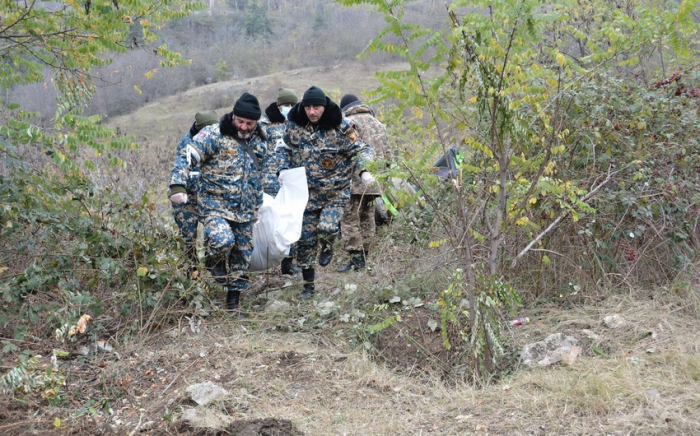 Azərbaycan Ermənistana 10 hərbçinin meyitini təhvil verib Azərbaycan Ermənistana 10 hərbçinin meyitini təhvil verib