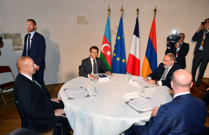  Comienza en Praga la reunión de los líderes de Azerbaiyán, Francia, Armenia y la UE 