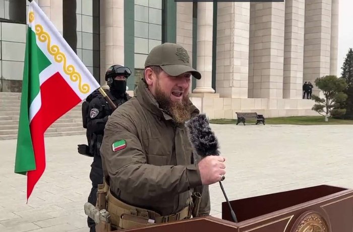    "Putin ağıllarını başlarına yığmaq üçün çox şans verdi" -    Kadırov       