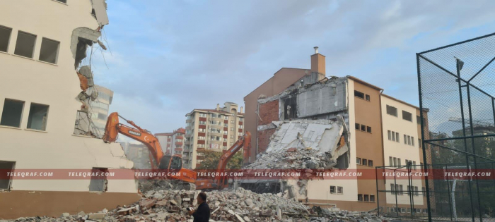   Ankarada Rəsulzadə adına liseyin binası söküldü -    Foto        
