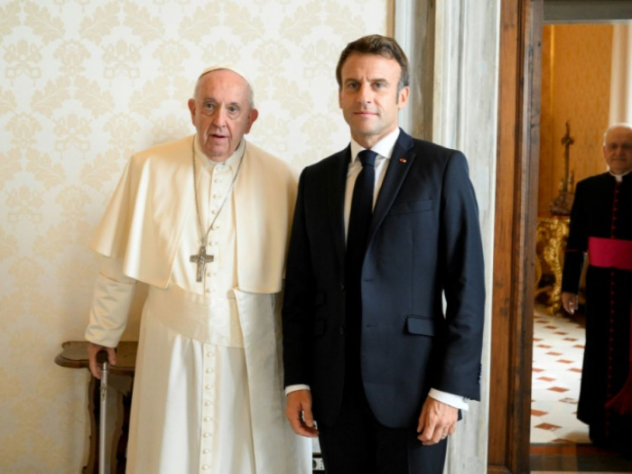 Le président français rencontre le pape François pour la troisième fois au Vatican