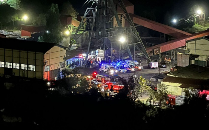   Such- und Rettungsaktionen in der Mine, in der es in der Türkei zu einer Explosion kam, werden fortgesetzt  