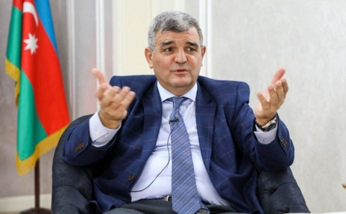 Əhməd bəy Ağaoğlunun Xankəndinə boylanan heykəli qoyulmalıydı - Fazil Mustafa Əhməd bəy Ağaoğlunun Xankəndinə boylanan heykəli qoyulmalıydı - Fazil Mustafa