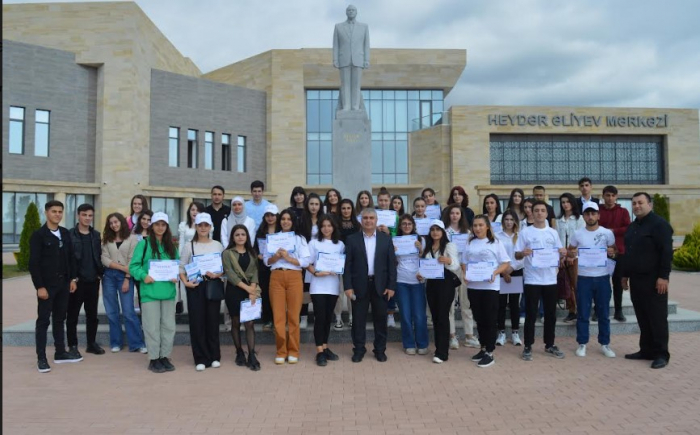 Gənclər üçün “Karyera və İnkişafa ilk addım” layihəsi reallaşdırılıb  
