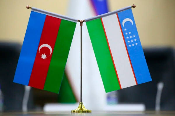  Aserbaidschan hat vier mit Usbekistan unterzeichnete Abkommen genehmigt 