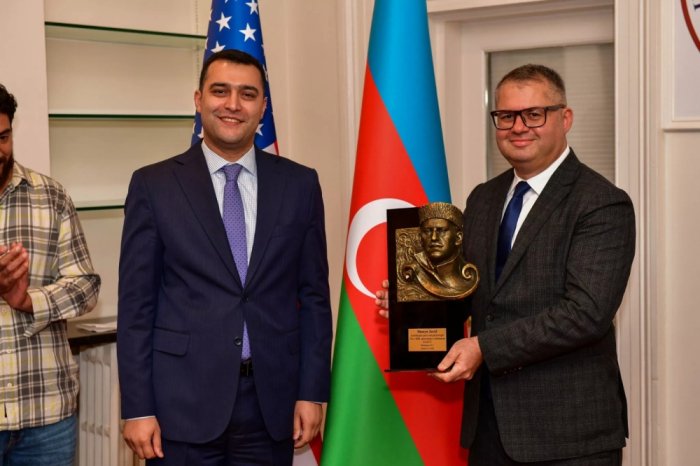  Memorial bas-relief to Azerbaijan`s great poet and playwright Huseyn Javid unveiled in Washington 