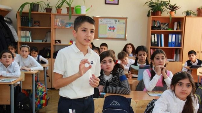 Şagird davranış qaydaları gələn ildən tətbiq olunacaq
Şagird davranış qaydaları gələn ildən tətbiq olunacaq