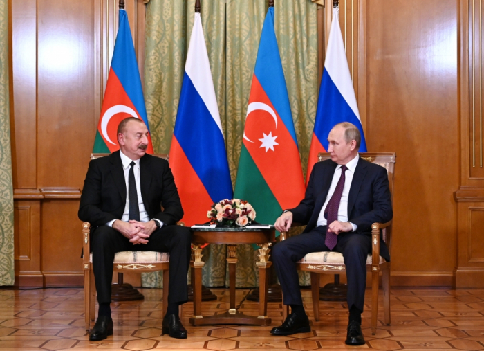   Le président Ilham Aliyev : l